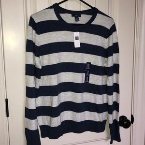 GAP Navy & White Sweater